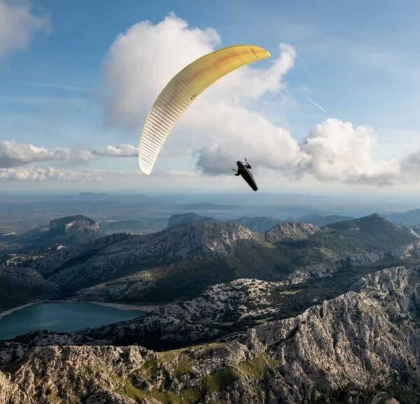 Ozone Alpina 4 Paraglider - Image 5